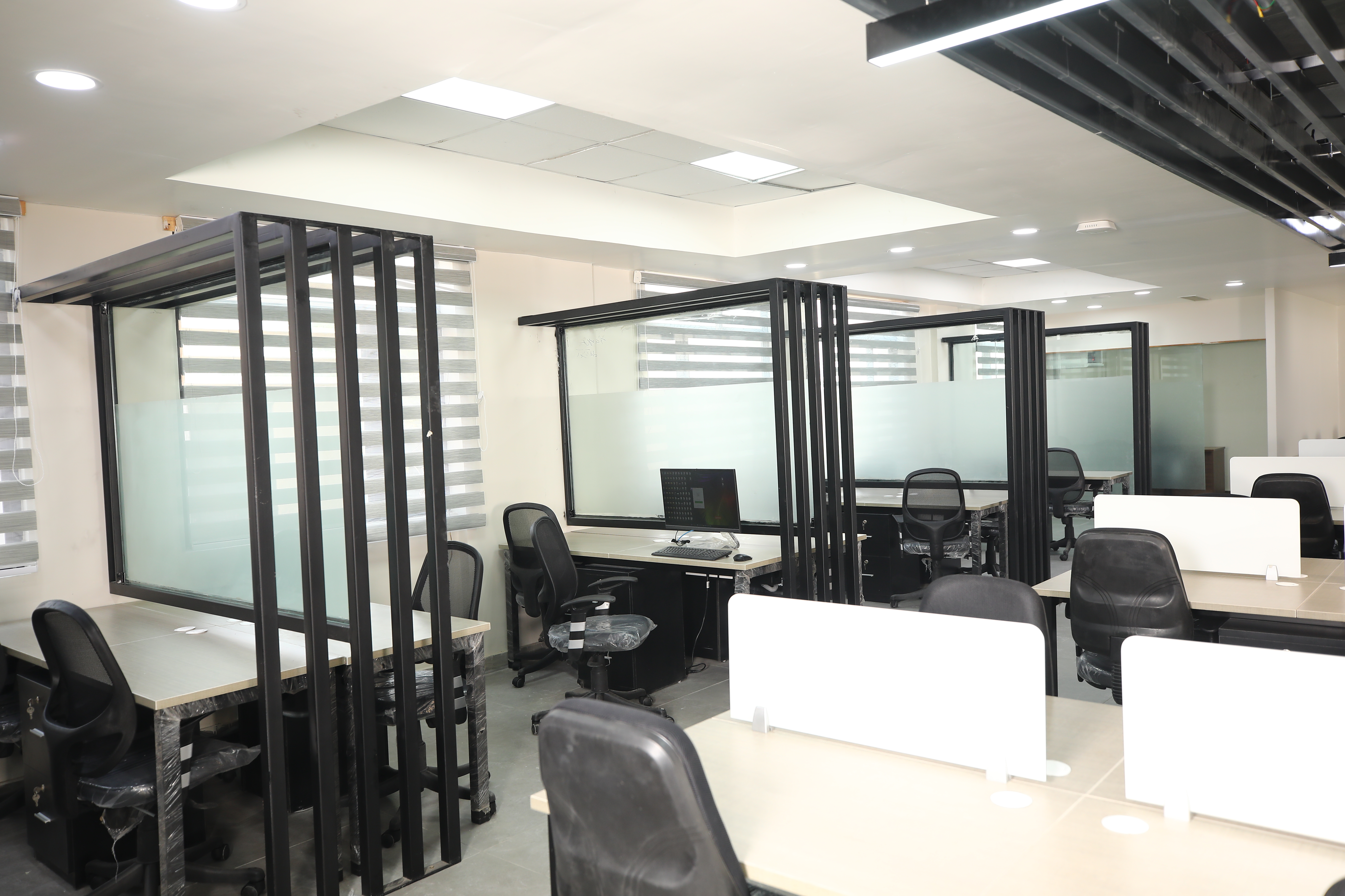 Anticube Coworking Spaces BI658